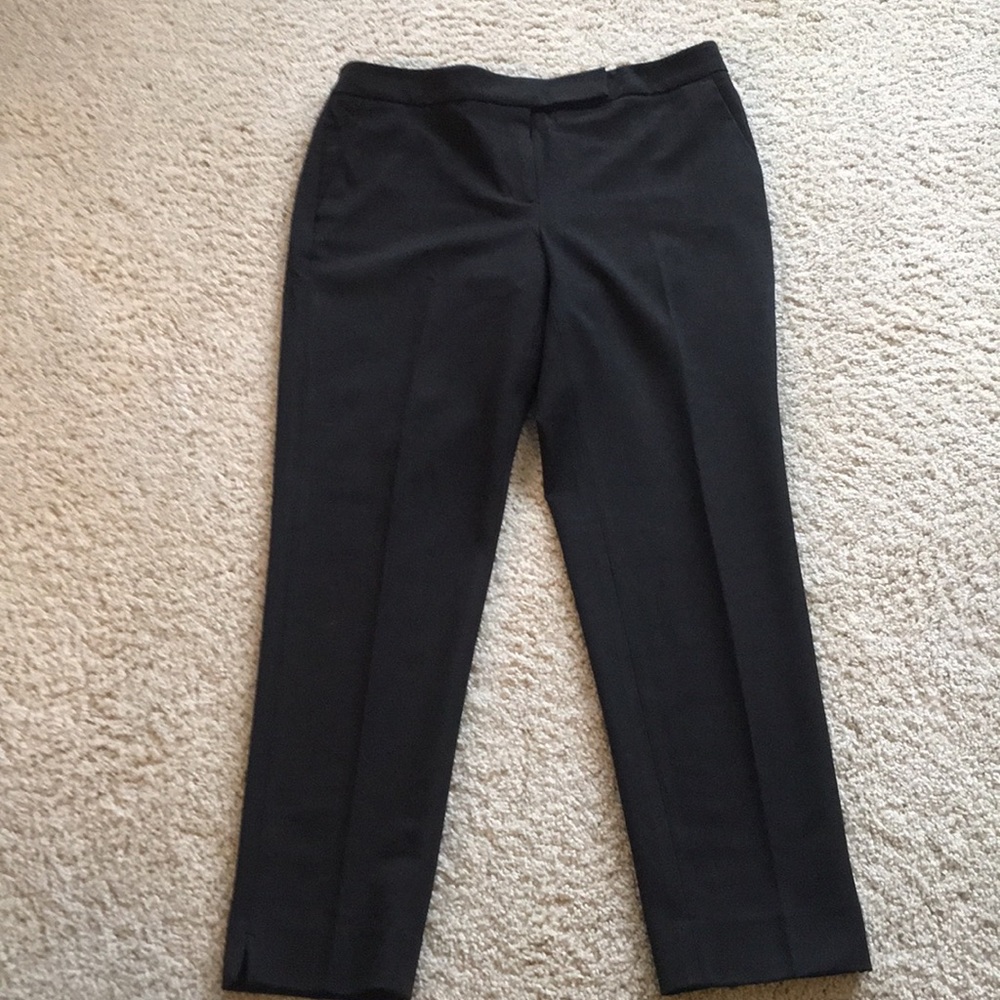 Slim leg WHBM 8R black pants
